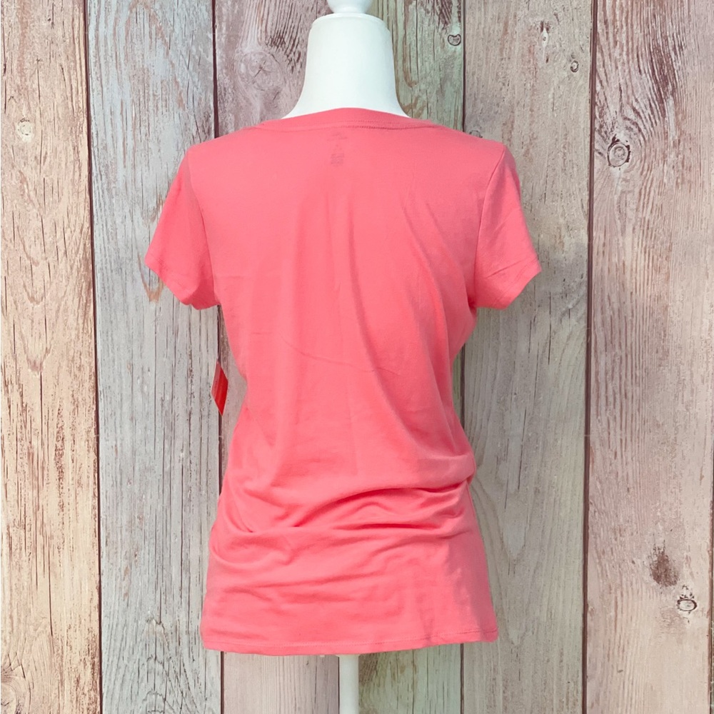 Women’s “Winning At This Mom Thing” Short Sleeve Tee Shirt NWT - Picture 5 of 8